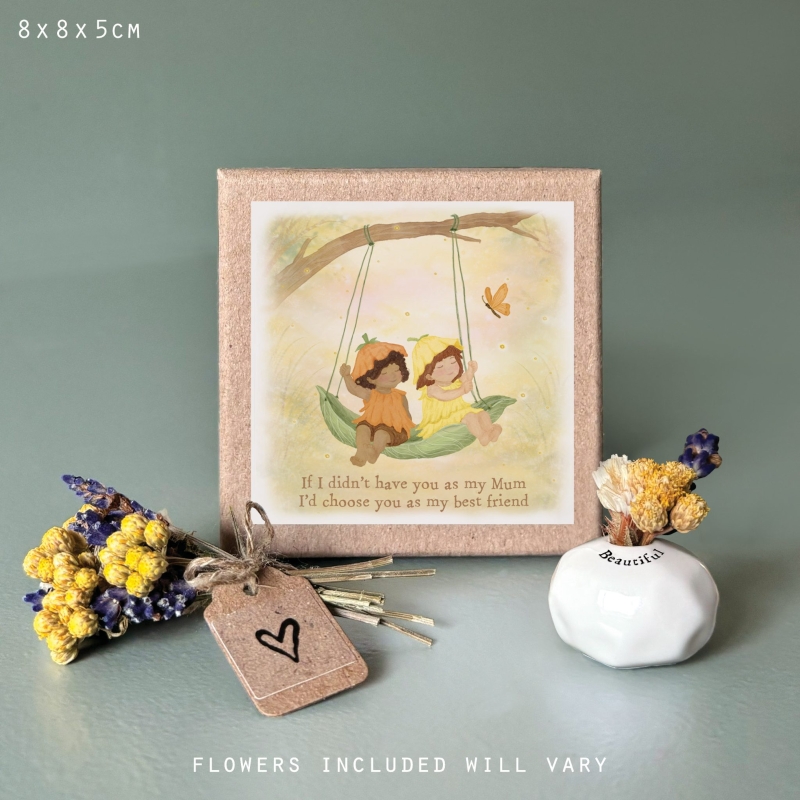 Boxed Vase & Dried Flowers