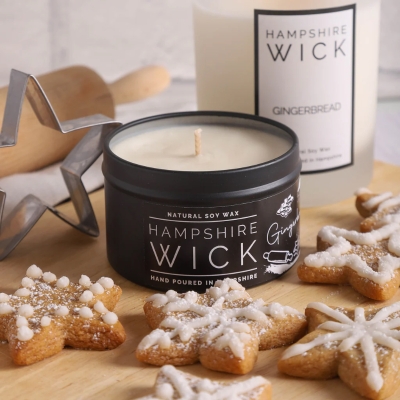 GINGERBREAD CANDLE TIN