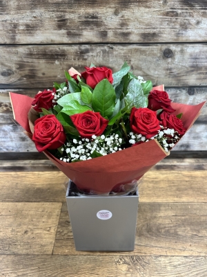 Luxury 12 Red Roses Hand Tied