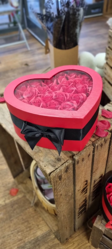 Rose Hatbox