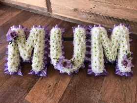 MUM lettering