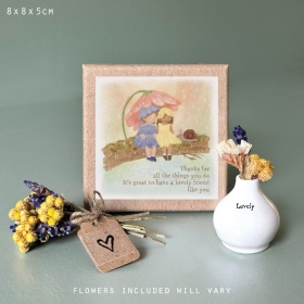 Boxed Vase & Dried Flowers