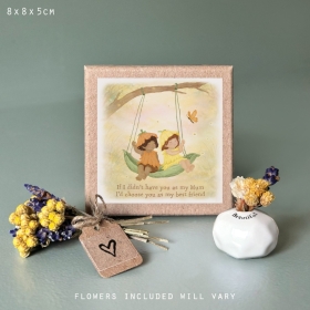 Boxed Vase & Dried Flowers